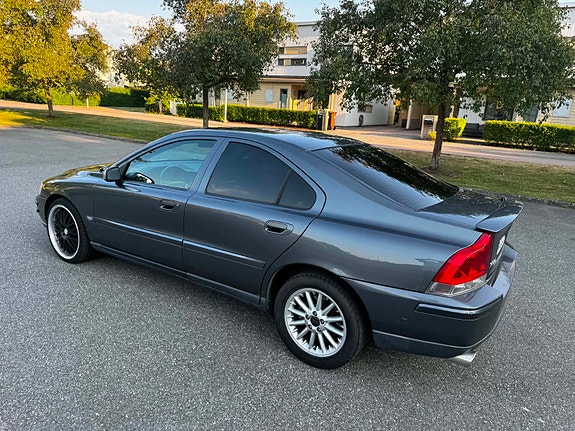Volvo S60 5 of 5