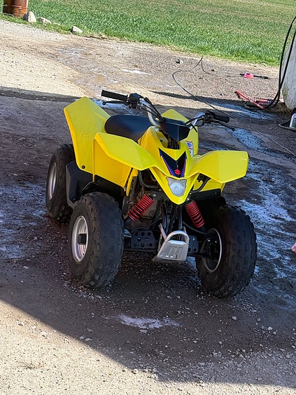 Suzuki LT-Z90 3 of 4