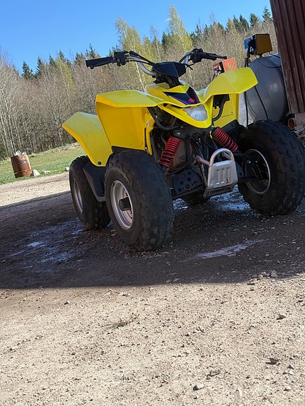 Suzuki LT-Z90 2 of 4