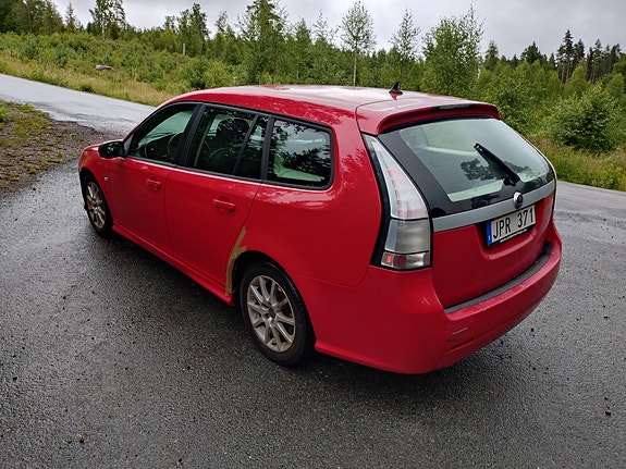 Saab 9-3 4 of 5