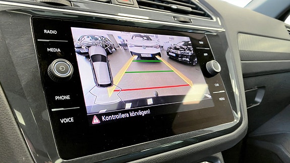 Volkswagen Tiguan 14 of 14