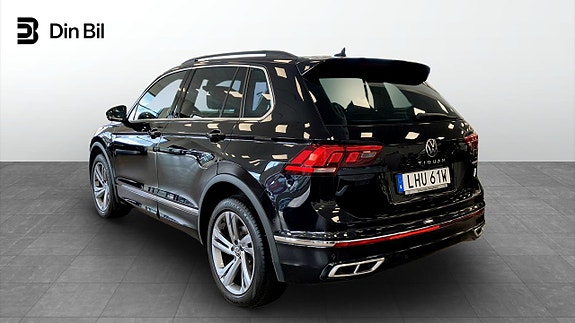 Volkswagen Tiguan 3 of 14