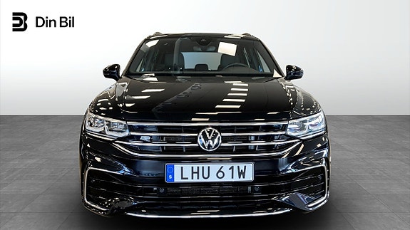 Volkswagen Tiguan 4 of 14