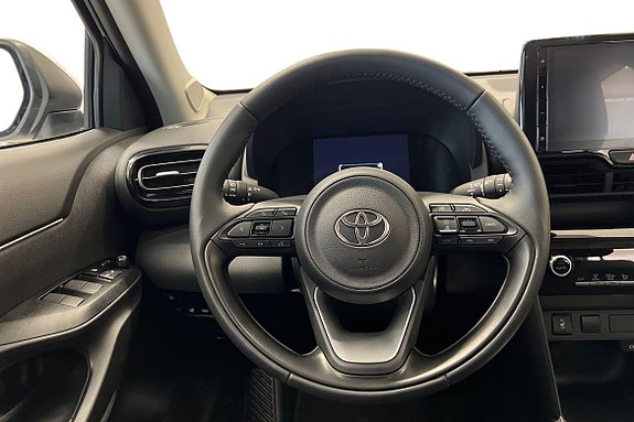 Toyota Yaris Cross 11 of 21