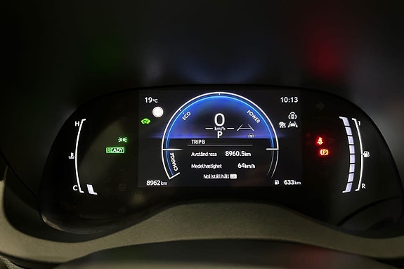 Toyota Yaris Cross 16 of 21