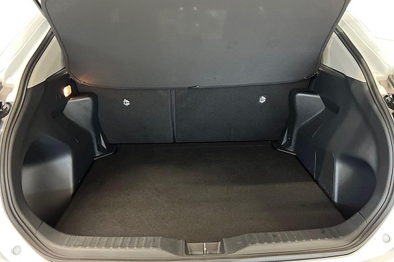 Toyota Yaris Cross 12 of 21