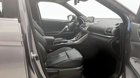 Mitsubishi Eclipse Cross 3 of 19
