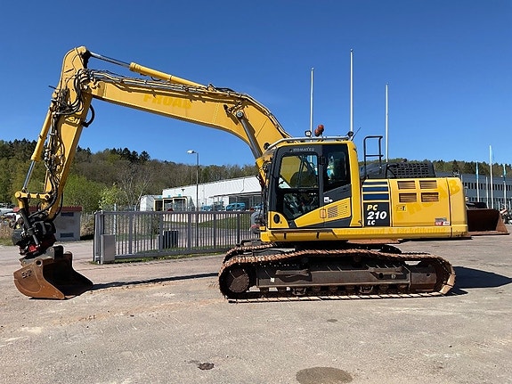 Komatsu PC 210 LC-11