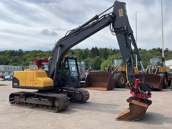 Volvo EC 140 C L 12 of 16
