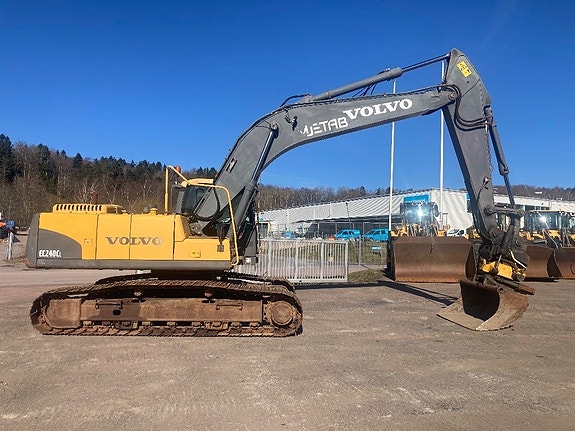Volvo EC 240 C L 7 of 11