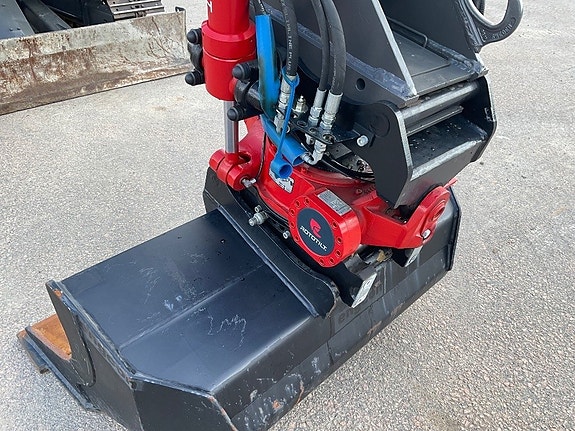 Kobelco SK 75 SR-3E 12 of 12