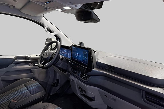 Ford E-Transit 4 of 5