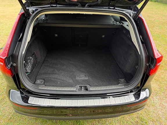 Volvo V60 Cross Country 10 of 10
