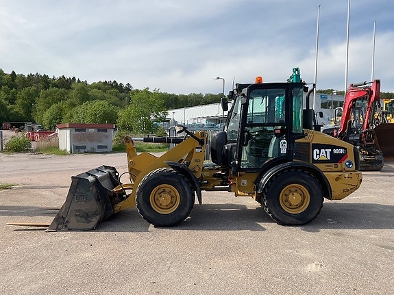CAT 906 H 2