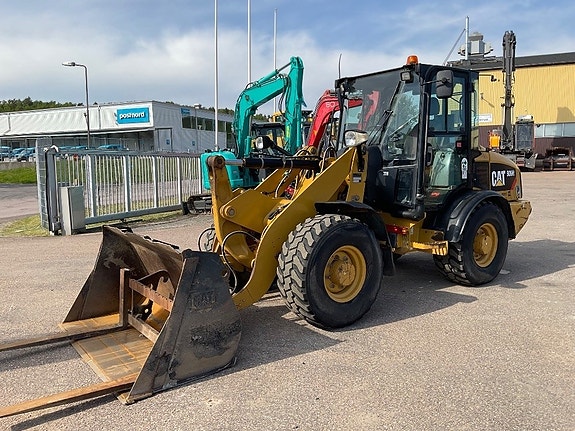 CAT 906 H 2 2 of 15