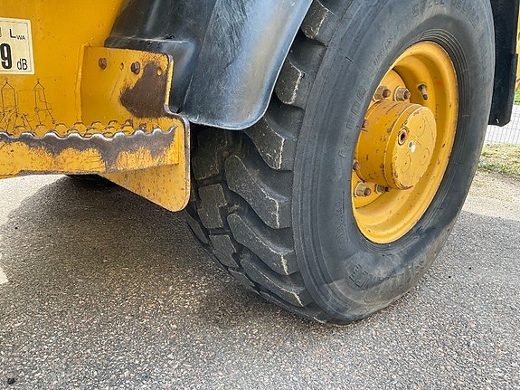 CAT 906 H 2 11 of 15