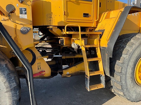 Volvo L 180 E 11 of 15