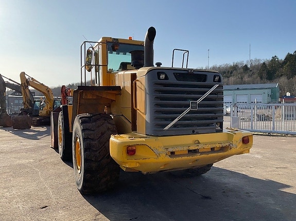 Volvo L 180 E 4 of 15