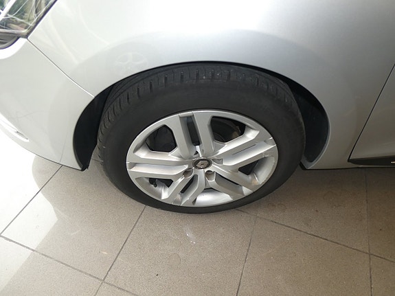Renault Clio 6 of 6