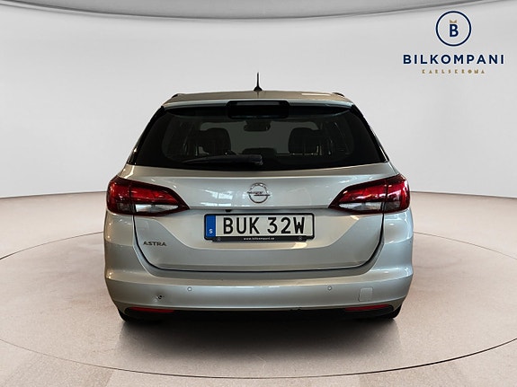 Opel Astra 4 of 5