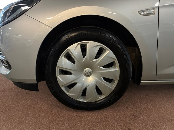 Opel Astra 9 of 19