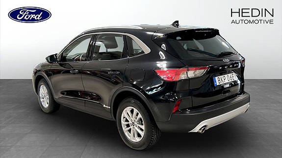 Ford Kuga 2 of 5