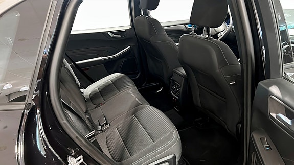 Ford Kuga 5 of 5