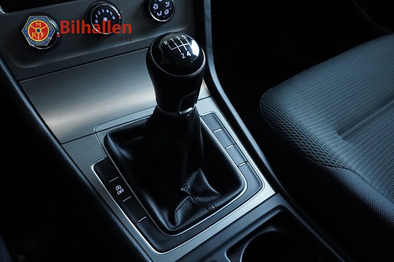 Volkswagen Golf VII 13 of 15