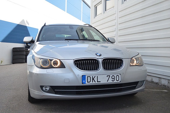 BMW 523i 18 of 18