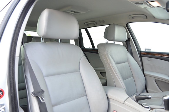 BMW 523i 9 of 18