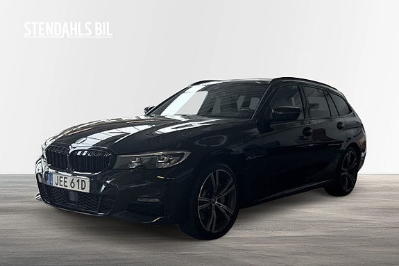 BMW 330e