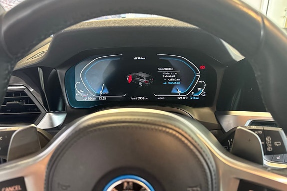 BMW 330e 18 of 18