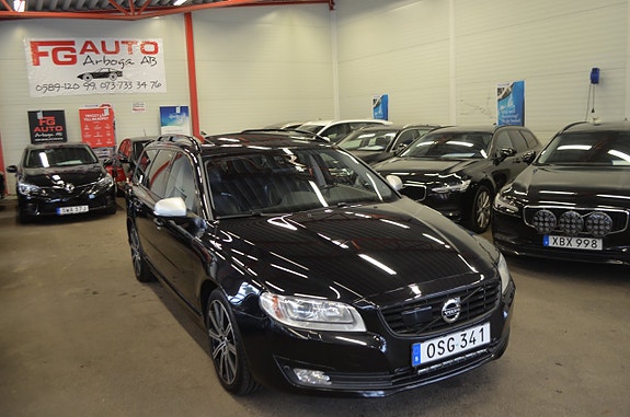 Volvo V70 13 of 27