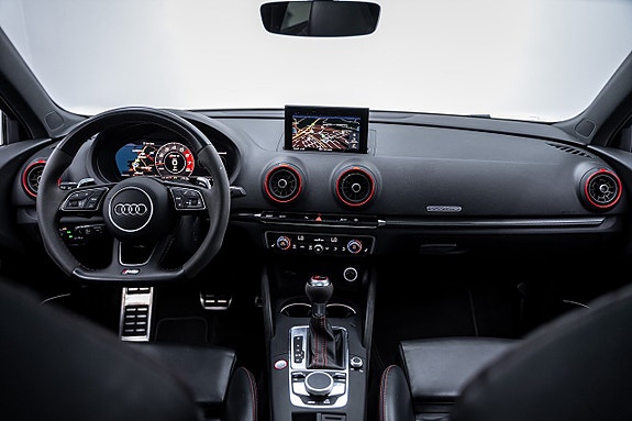 Audi RS3 24 of 27