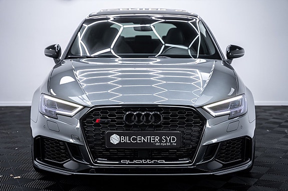 Audi RS3 3 of 5