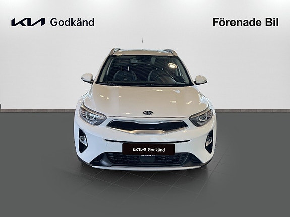 Kia Stonic 2 of 5