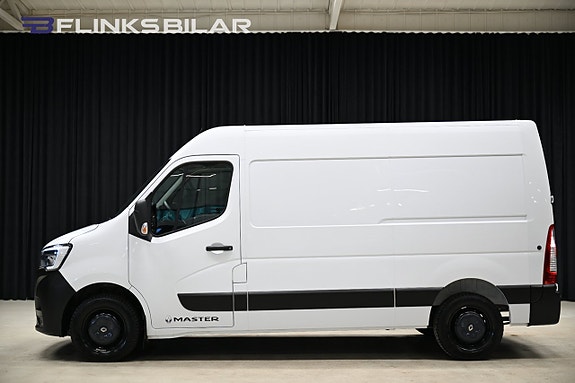 Renault Master 2 of 26