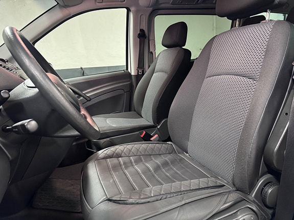 Mercedes-Benz Vito 113 17 of 18