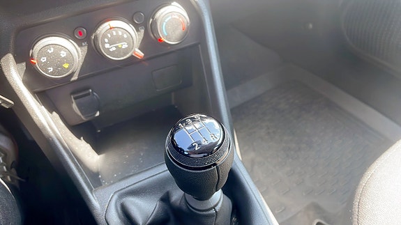Dacia Sandero 14 of 14