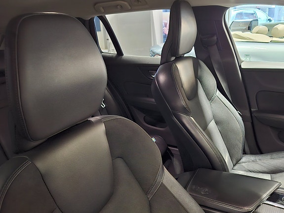 Volvo V60 28 of 30