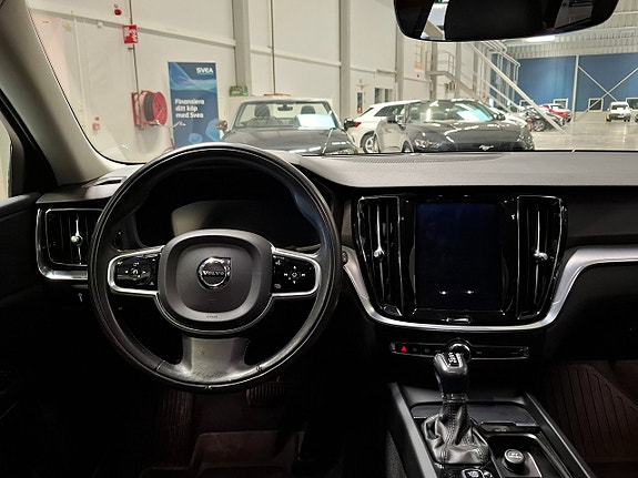 Volvo V60 23 of 30