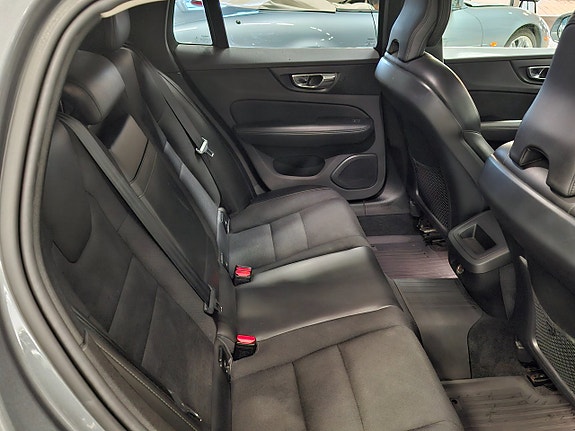 Volvo V60 29 of 30