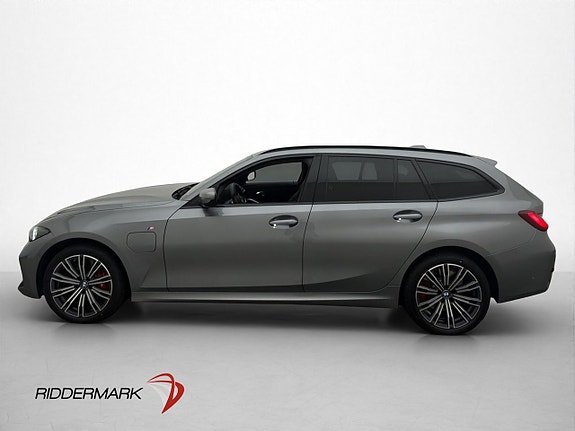 BMW 330e 4 of 5