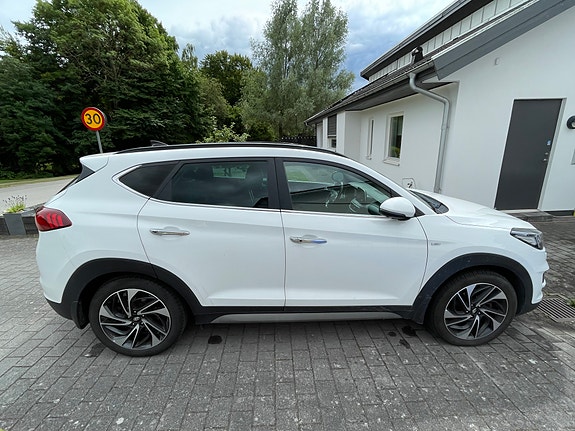 Hyundai Tucson 8 of 13