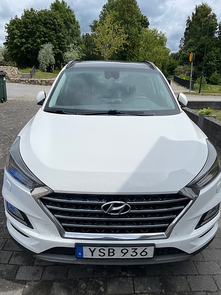 Hyundai Tucson 3 of 13