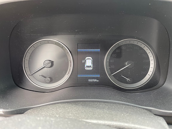Hyundai Tucson 2 of 13