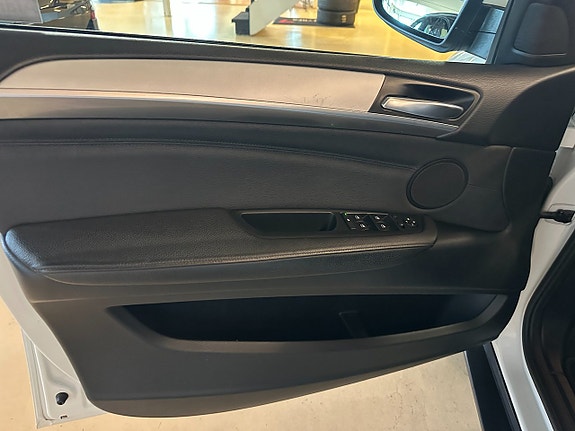 BMW X6 9 of 24