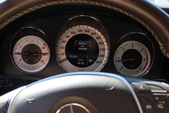 Mercedes-Benz GLK220 14 of 14
