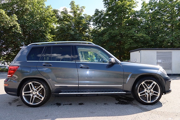 Mercedes-Benz GLK220 6 of 14