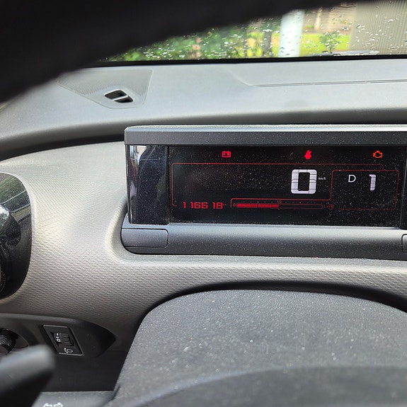 Citroen C4 Cactus 3 of 4